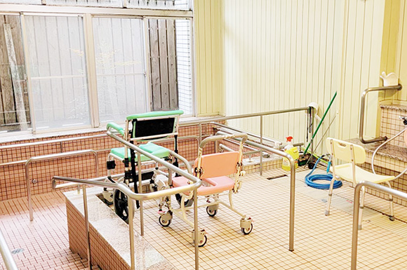 デイサービス浴室